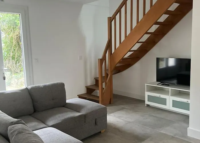 Maison Spacieuse - Proche Centre * Tours